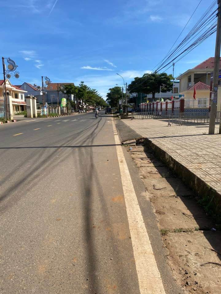 Đất nghỉ dưỡng Quảng Lập 294m² giá 1.35 tỷ - Gần chợ và tiện ích