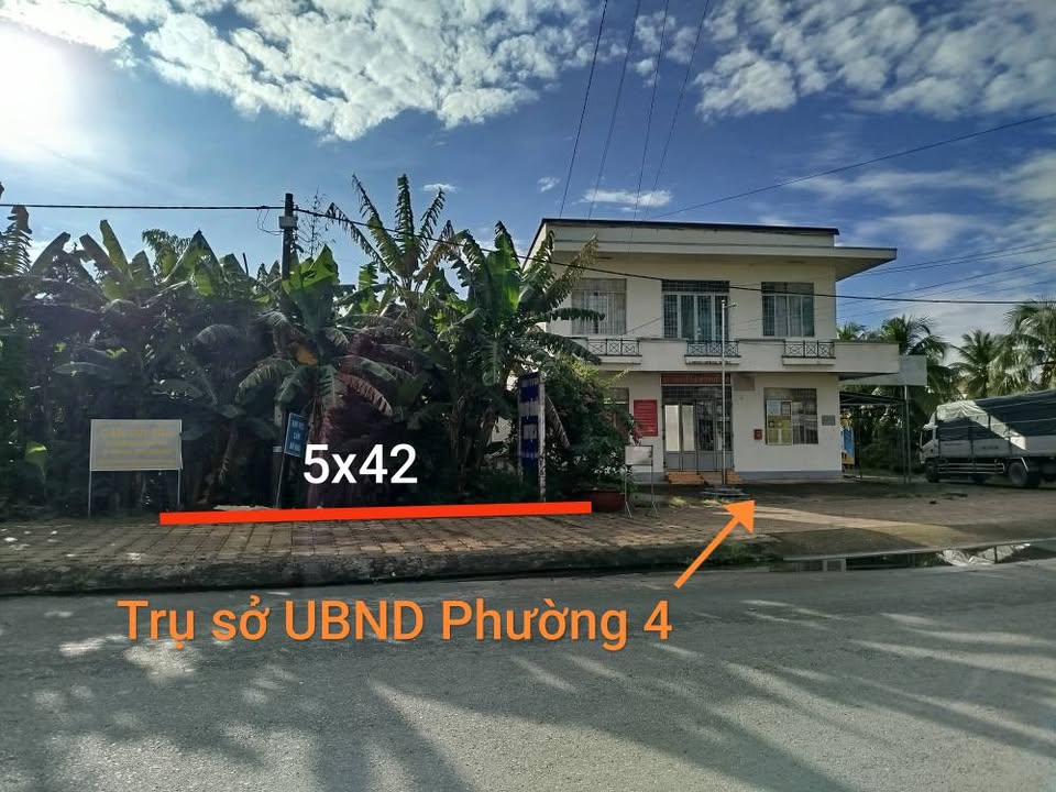 Đất mặt tiền phường 4 Vị Thanh 210m² giá 1.1 tỷ - An ninh tốt, tiện ích đầy đủ!