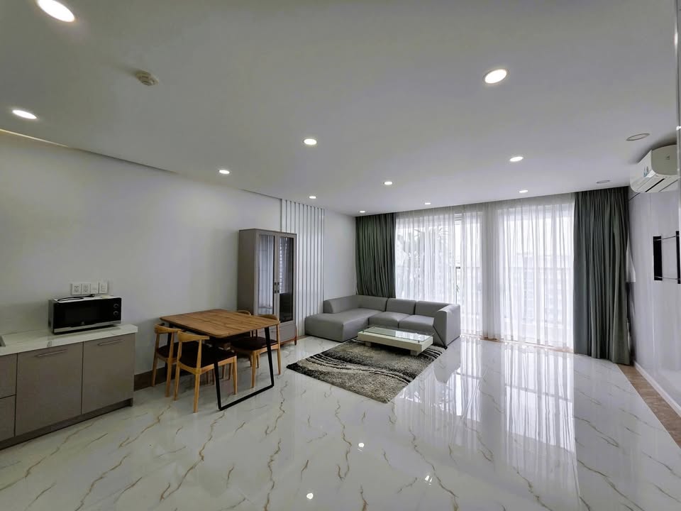 Căn hộ Orchard Parkview 2PN 83m² giá 18.5 triệu - Thiết kế hiện đại, view thoáng!