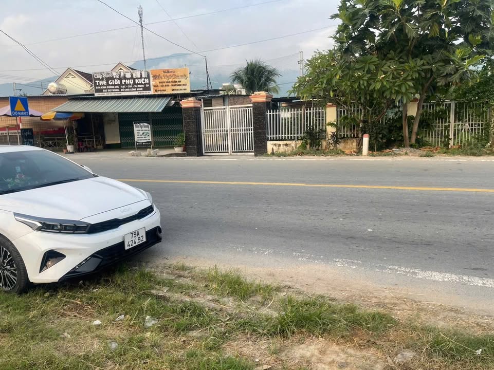 Đất thổ cư Suối Tiên, Diên Khánh 877m² giá 5 tỷ - Đường nhựa ô tô tránh nhau thoải mái!