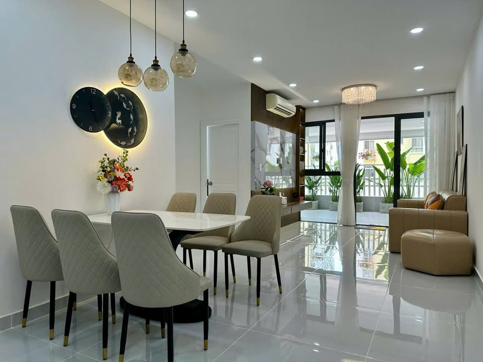 Căn hộ Sky Garden 2 quận 7 114.5m² giá 9.x tỷ - Thiết kế hiện đại, sẵn sàng ở ngay!