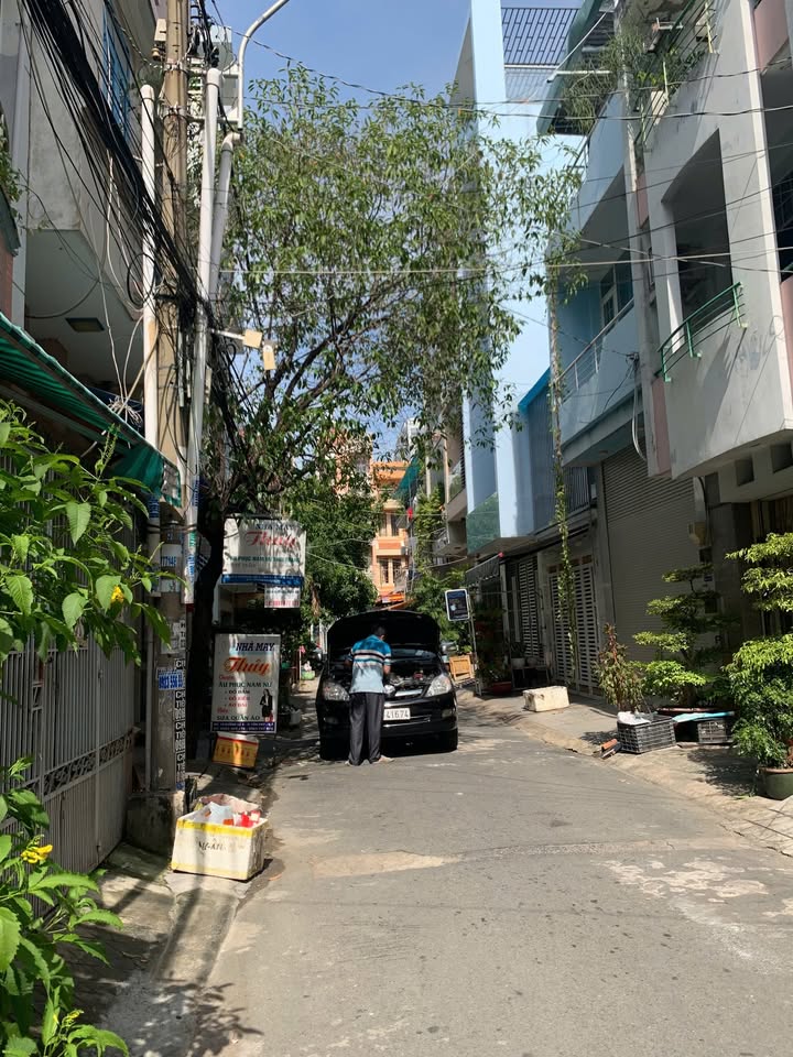 Nhà phố Nguyễn Thị Thập, quận 7, 69.7m² giá 8.7 tỷ - Đẳng cấp và tiện nghi!