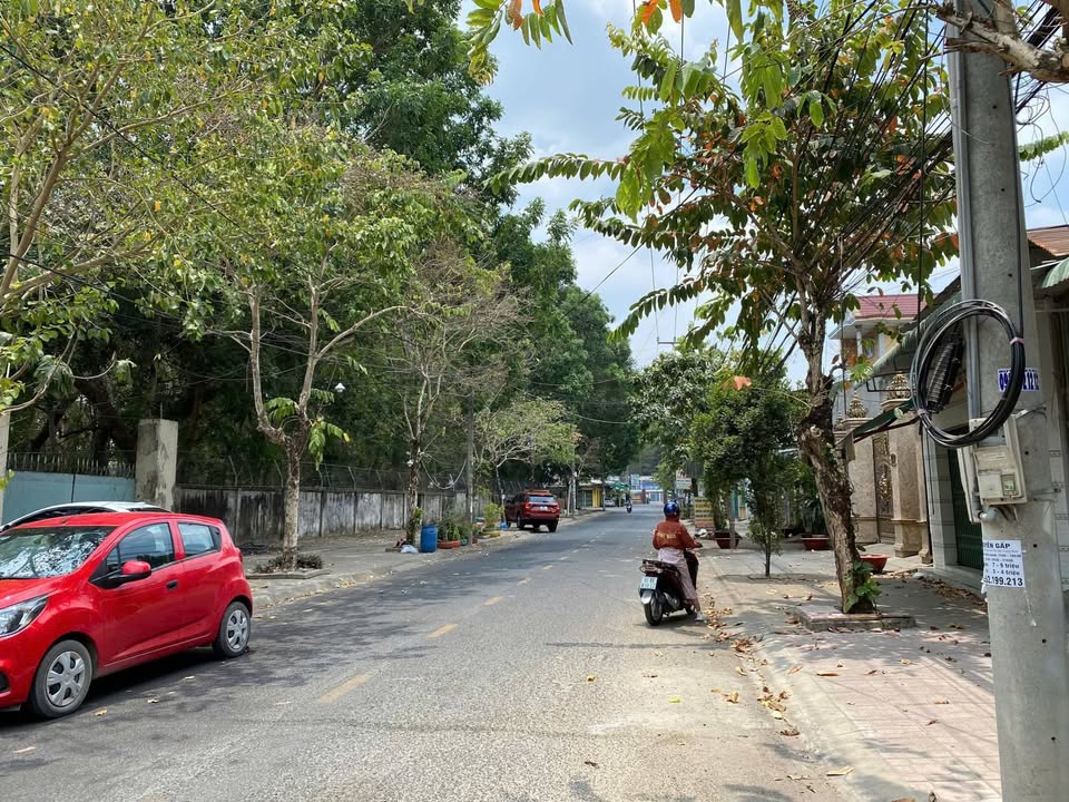 Nhà vườn sang trọng tại Trảng Bom 480m² giá 7 tỷ - Đầu tư lý tưởng!