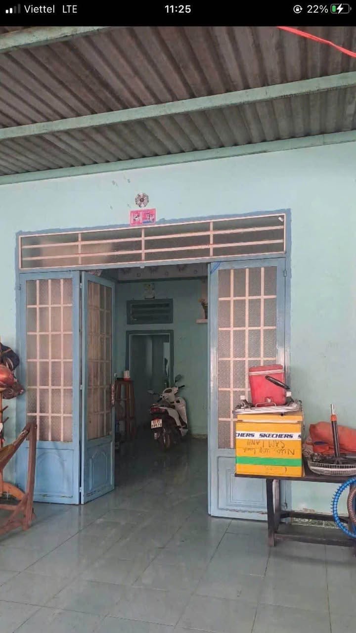 Nhà cho thuê Khánh Bình, Tân Uyên 100m² giá 4 triệu - Sân rộng, đậu ô tô thoải mái!