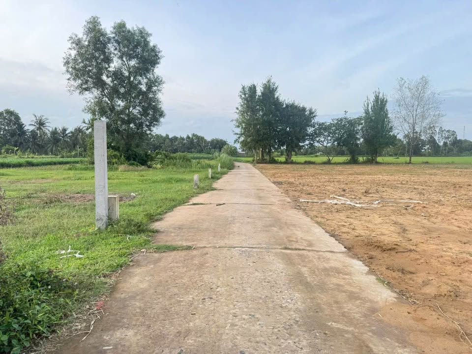 Đất nền hẻm Dal Nguyệt Hóa, Trà Vinh 90m² chỉ 280 triệu - Sổ đỏ chính chủ!