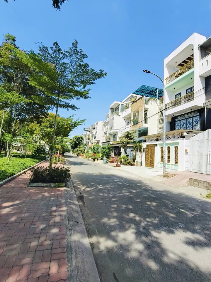 Đất nền KDC Hương Lộ 5, An Lạc, Bình Tân 80m² giá 7.5 tỷ - Lô góc thông thoáng, vị trí đẹp!