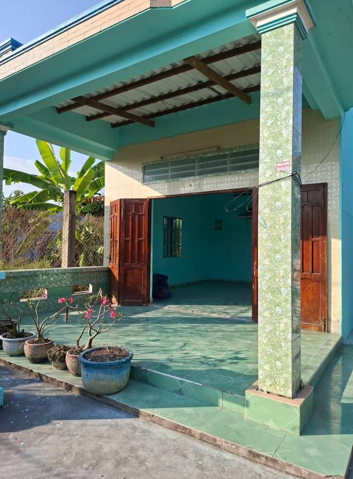 Nhà cấp 4 Vàm Láng 184m² giá 750 triệu - Sẵn sàng vào ở ngay!