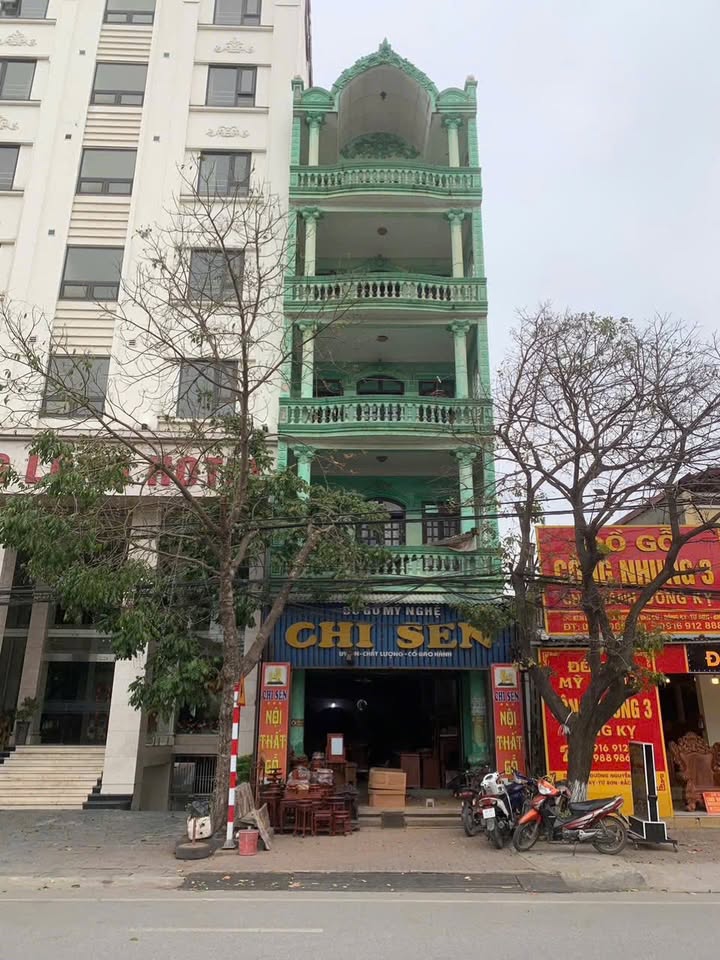 Bán nhà mặt phố Nguyễn Văn Cừ, Đồng Kỵ 137m² giá 1X tỷ - Cơ hội đầu tư hấp dẫn!