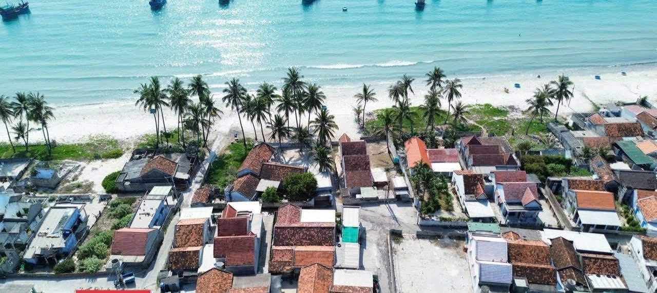 Nhà cấp 4 Ninh Hải 216m² giá 5 tỷ - Cách bãi tắm Dốc Lết chỉ 150m!