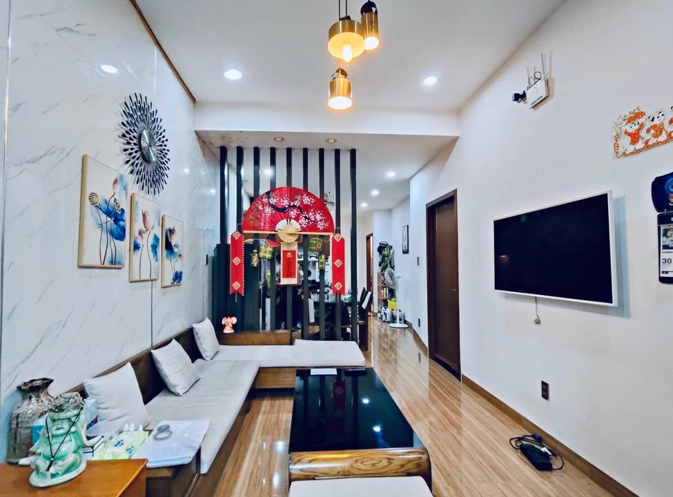 Nhà cấp 4 mặt tiền 5.5m ở Hòa Hiệp Nam 138m² giá 5 tỷ - Cách biển chỉ 80m!