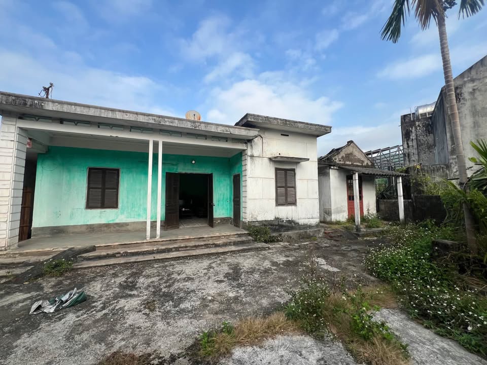 Nhà cấp 4 tại Phường Mông Dương, Cẩm Phả 671m² giá 900 triệu - Ô tô vào tận nhà!