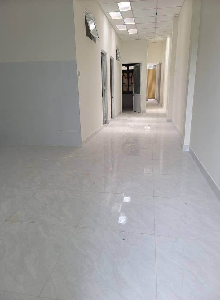 Nhà mặt đường Quốc lộ 20, Bảo Lộc 195m² giá chỉ 4.2 tỷ - Kinh doanh thuận lợi!