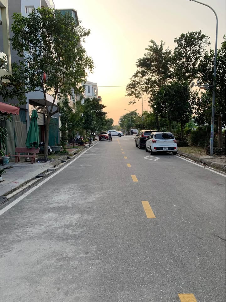 Nhà phố Bế Văn Đàn, Hải Dương 67,5m² giá 6,5 tỷ - Cầu thang máy lên tận tầng 5!