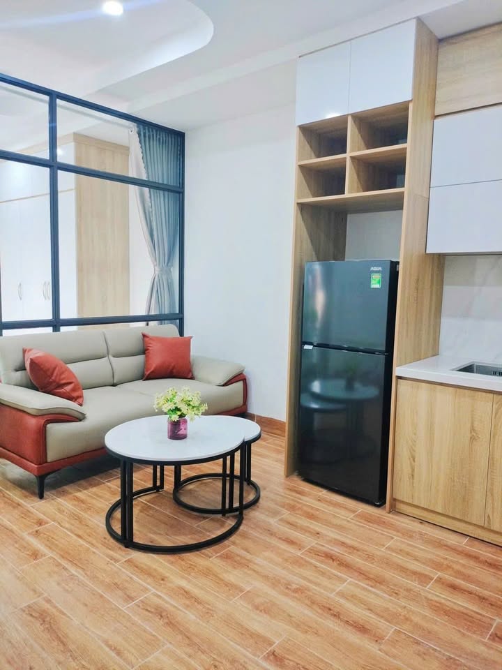 Căn hộ cho thuê tại ngõ 216 Đê La Thành, Đống Đa 35m² - Nội thất đầy đủ, sẵn sàng vào ở!