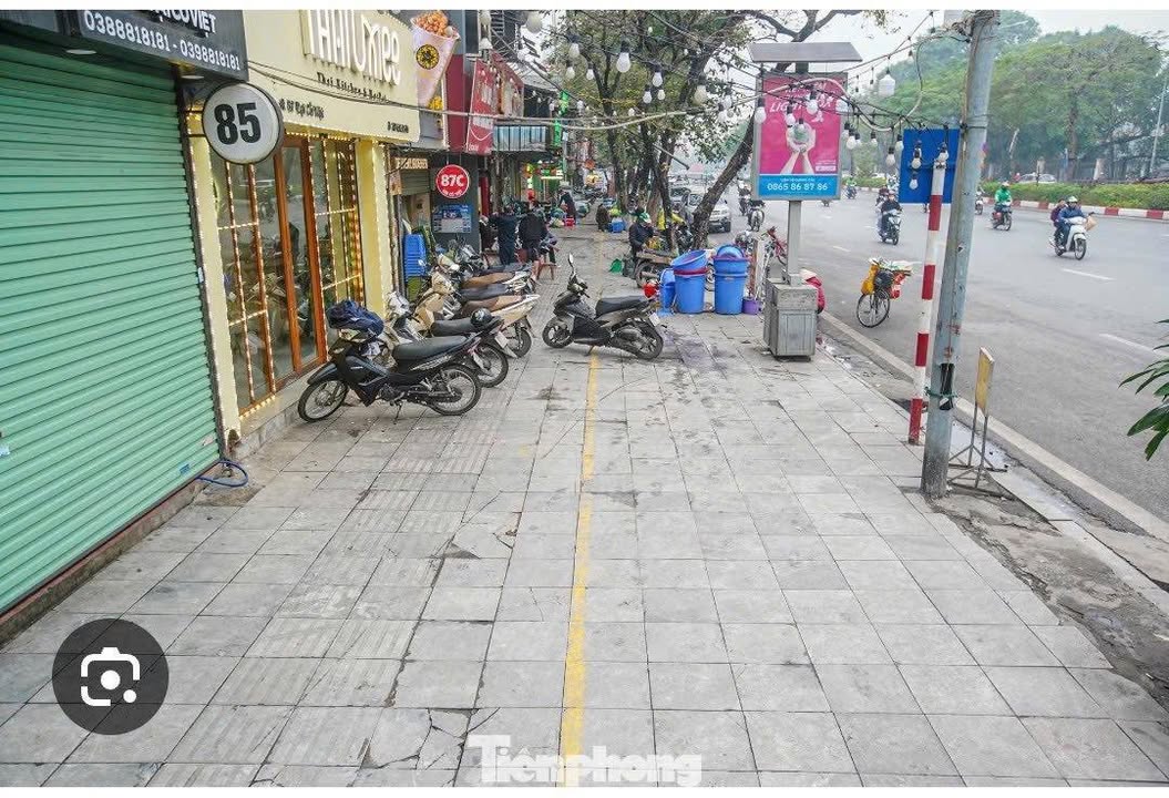 Mặt bằng vỉa hè đường Lê Hồng Phong, Sóc Trăng - Giá 2 triệu/tháng - Thích hợp cho kinh doanh đồ ăn uống!