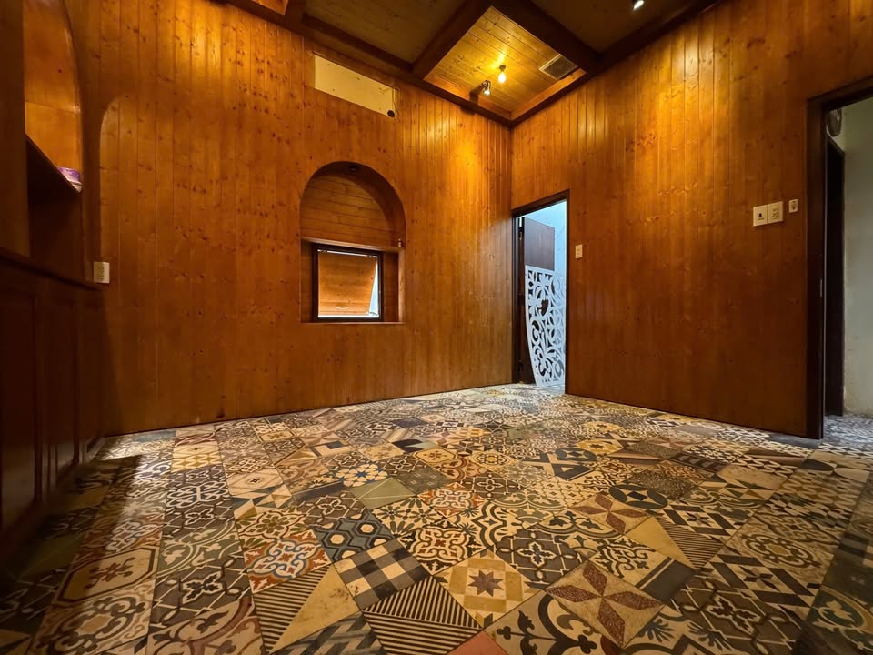 Cho thuê Spa 300m² đường Bạch Đằng, Nha Trang - An ninh tốt, khách quen ổn định