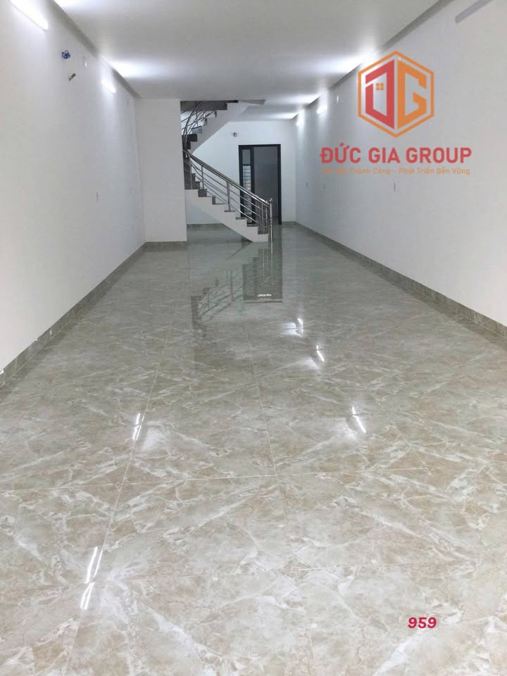 Cho thuê nhà mặt tiền đường Nguyễn Ái Quốc, Biên Hòa 135m² - Kinh doanh đa ngành nghề