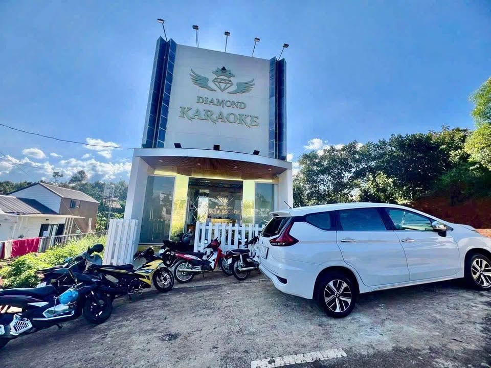 Cho thuê quán Karaoke tại hẻm Thái Bình, Lộc An - Giá chỉ 13 triệu/tháng!