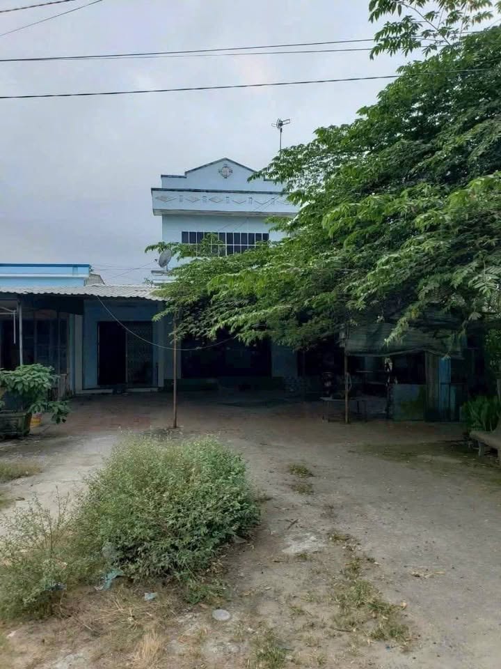 Nhà mặt tiền Tỉnh lộ 852, xã Tân Quy Tây, 116m² giá 1.85 tỷ - Cơ hội đầu tư tuyệt vời!