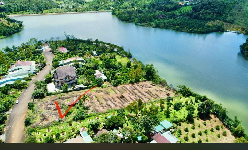 Bán lô đất đường Trần Hưng Đạo, Đắk Nông 300m² - An cư lạc nghiệp ngay!