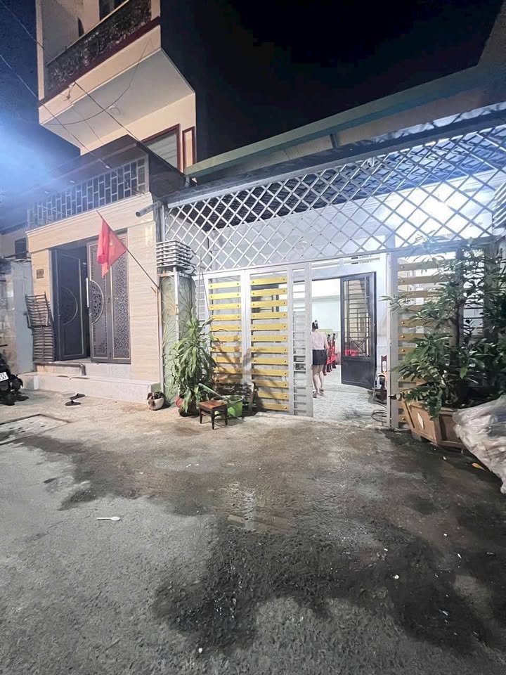 Nhà cho thuê hẻm 1886 Huỳnh Tấn Phát, Nhà Bè 65m² giá 8 triệu - Nội thất đầy đủ, vào ở ngay!