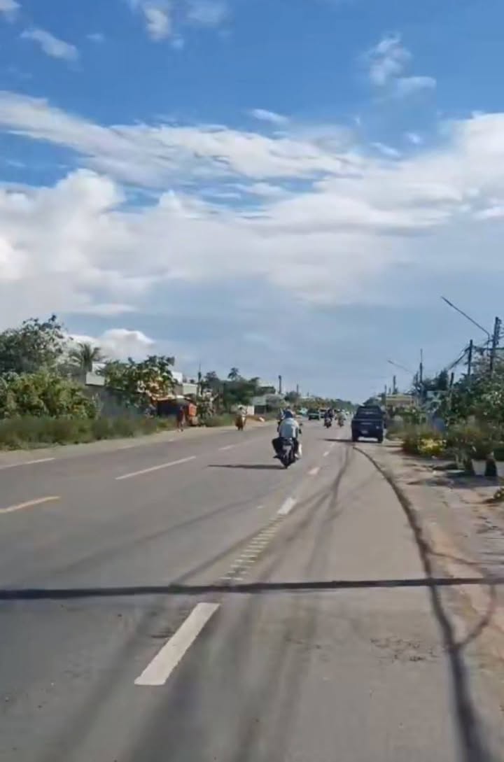 Đất nền mặt tiền Quốc lộ 1A, xã Thạnh Quới, 423m² giá 702 triệu - Cơ hội đầu tư hấp dẫn!