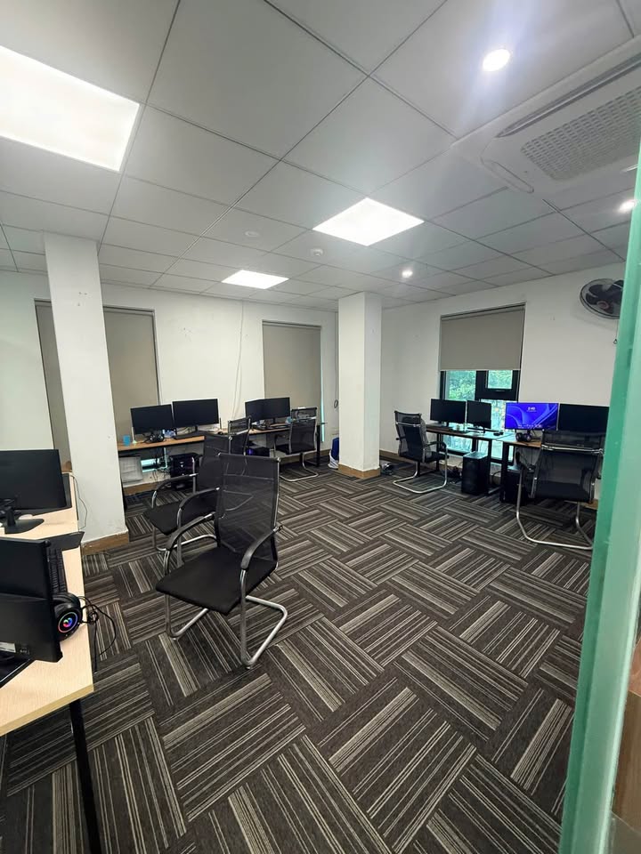 Văn phòng cho thuê đường Dương Khuê - Mỹ Đình 130m² giá 18 triệu - Không điểm chê!