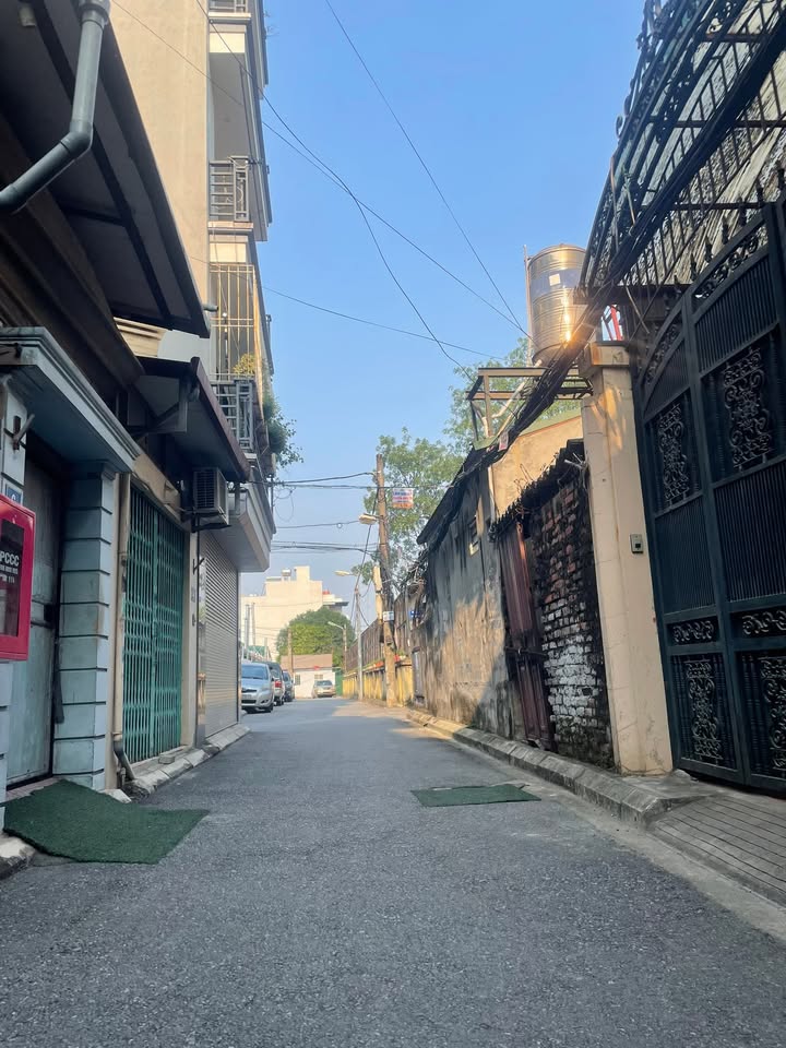 Nhà riêng Hoàng Như Tiếp 70m² giá 5.04 tỷ - Ô tô chạy vòng quanh