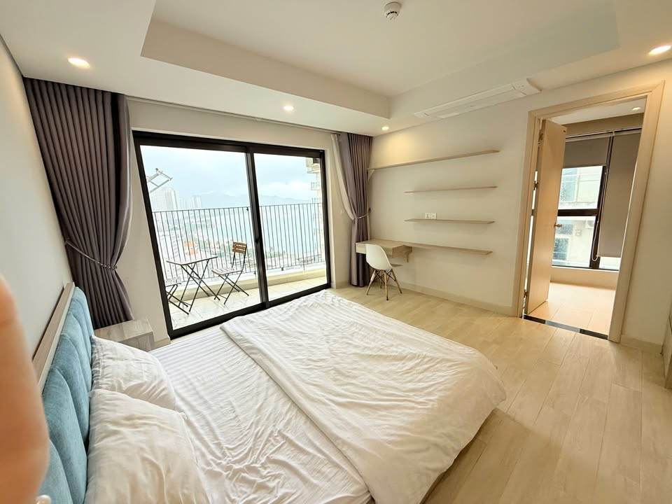 Căn hộ Gold Coast Nha Trang 2PN giá 24 triệu - Không gian thoáng mát lý tưởng!