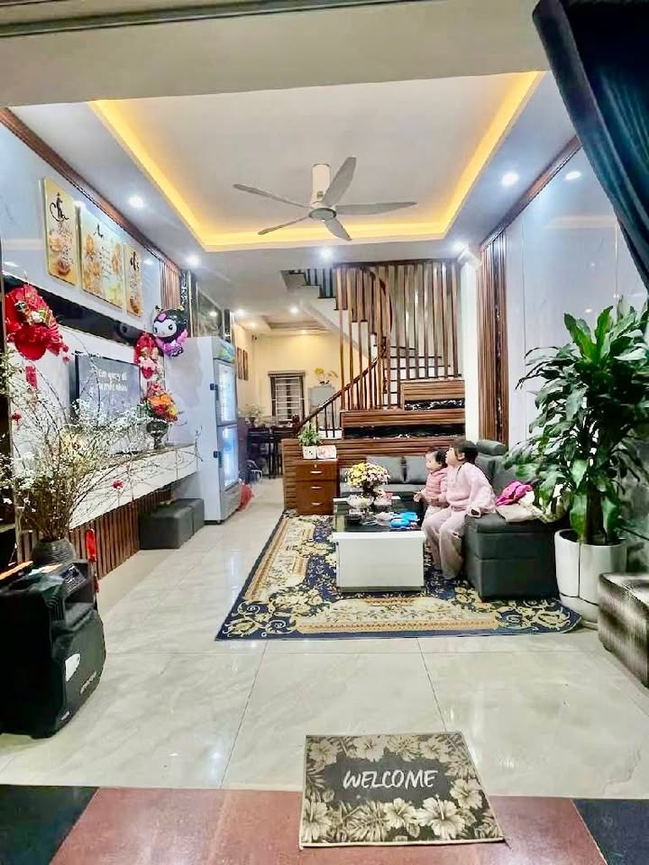 Nhà 5 tầng Cầu Diễn, Nam Từ Liêm 36m² giá 7 tỷ - Dân xây chắc chắn!