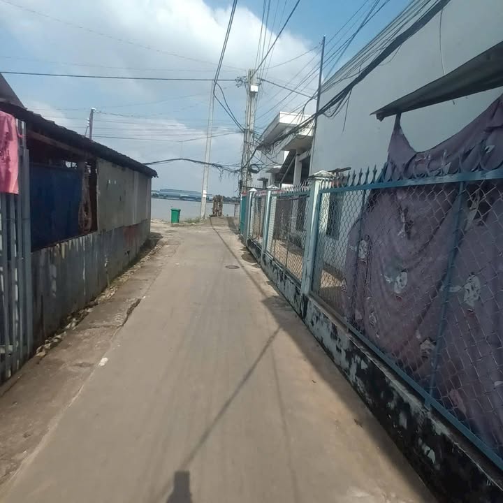 Nhà cho thuê tại Mỹ Thạnh, Long Xuyên 2,4 triệu - Không gian thoáng đãng, tiện nghi đầy đủ!