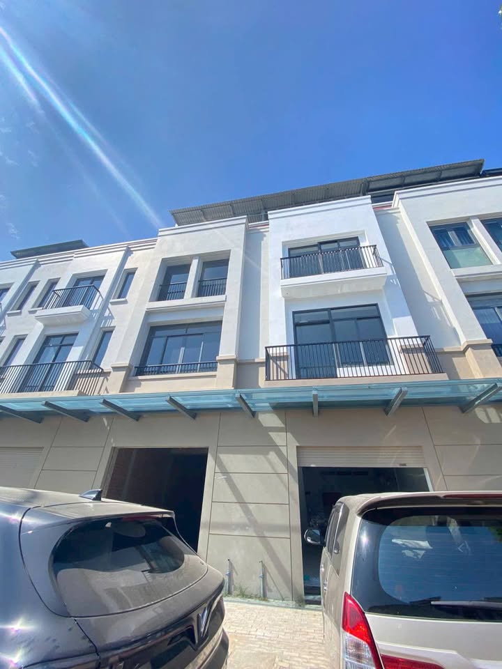 Cho thuê nhà phố Điện Biên Phủ, Long Xuyên 107m² giá 12 triệu - Hợp đồng dài hạn lên tới 7 năm!