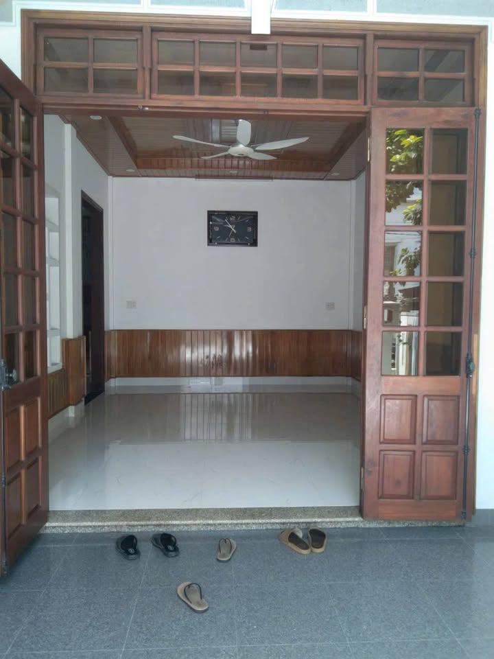 Nhà 2 tầng Trần Phú, Trường An, TP Huế 207m² giá 3 tỷ - Hướng Đông Bắc