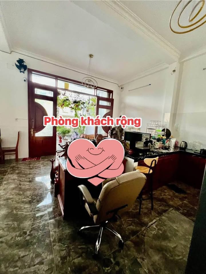 Nhà phố Thục Phán, Bình Khánh, Long Xuyên 148m² giá 8 tỷ - Sẵn sàng vào ở!