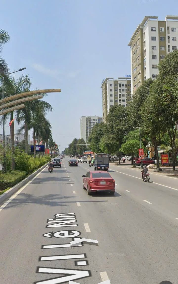 Nhà mặt tiền Đại Lộ Lê Nin, Vinh 102m² - Kinh doanh sầm uất ngay vị trí đắc địa!