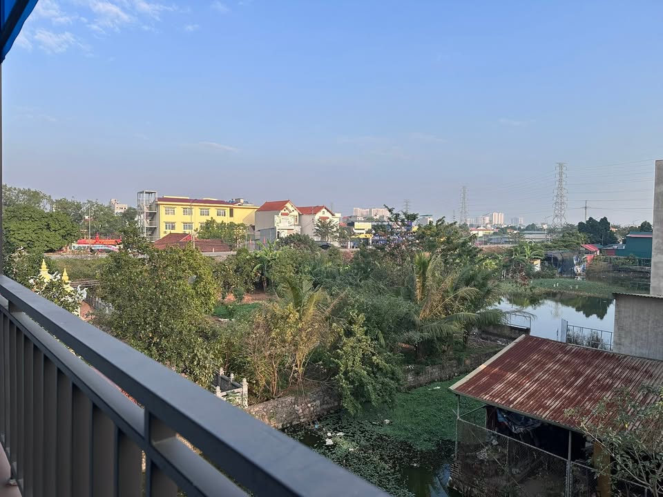 Phòng cho thuê tại Đông La, Hoài Đức 25m² giá 2.5 triệu - Chỉ việc xách vali vào ở!