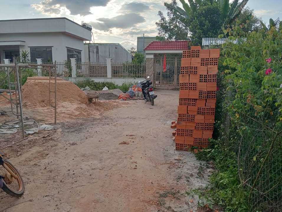 Kho xưởng Tiến Thành 390m² giá 2 tỷ - Sẵn sàng hoạt động ngay!