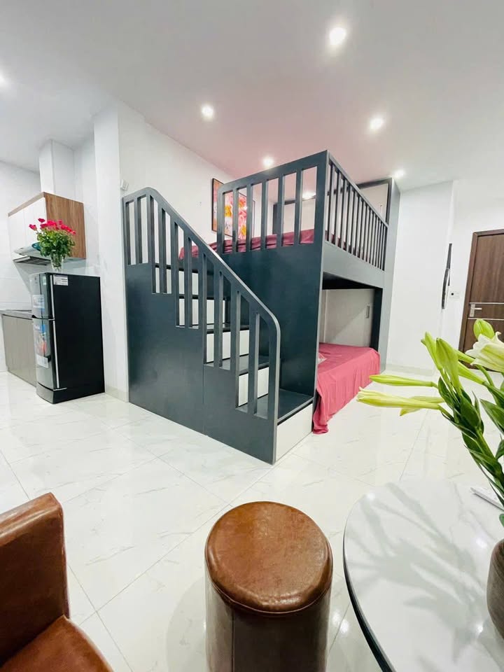 Căn hộ cho thuê Ngõ 242 Láng, quận Đống Đa 6.5 triệu - Full nội thất cơ bản