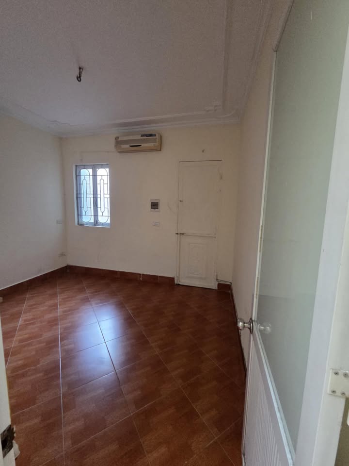 Nhà nguyên căn Bạch Đằng Hoàn Kiếm 2PN giá 8 triệu - Chính chủ cho thuê ngay!