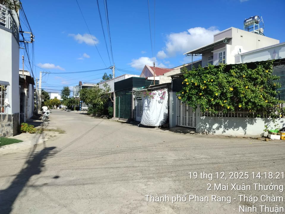 Nhà nguyên căn cho thuê tại Tấn Tài, Phan Rang - Năng lượng mặt trời, tiện ích đầy đủ