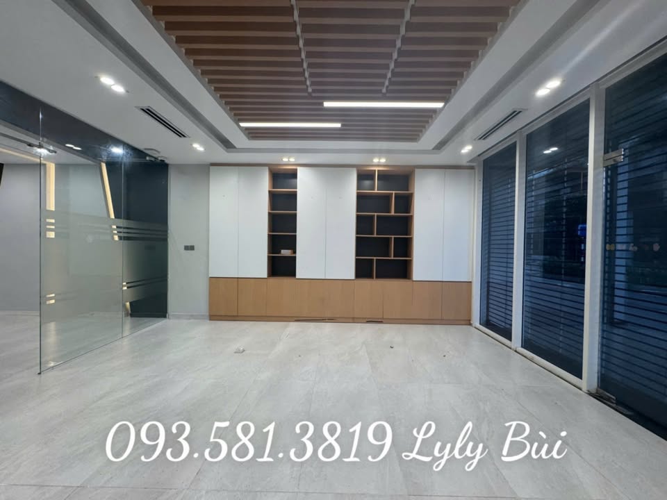 Nhà mặt tiền Nguyễn Cơ Thạch, Quận 2 - Diện tích 170m², Hoàn thiện cao cấp, Kinh doanh ngay!