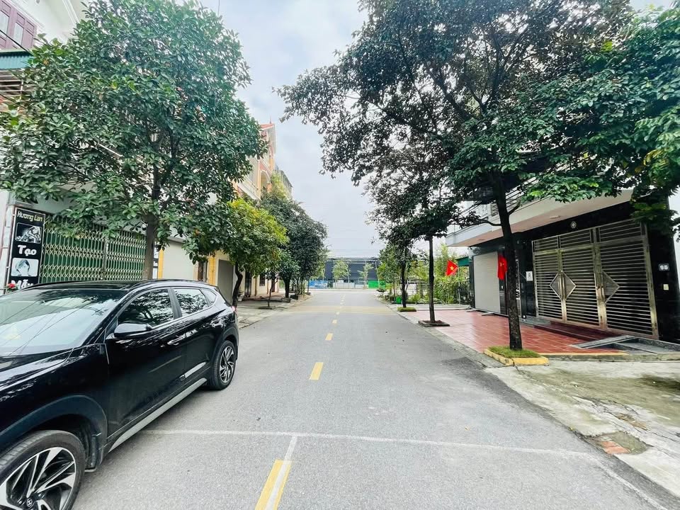 Lô đất Ninh Khánh 90m² giá thỏa thuận - Đường lớn thông thoáng!