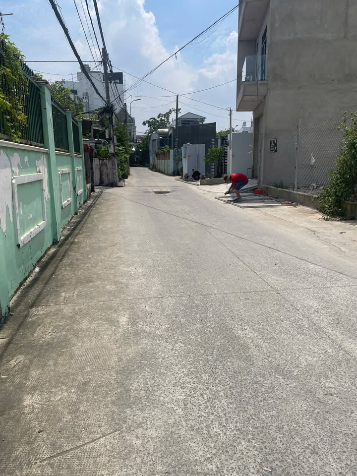 Đất thổ cư 100m² Thới Tam Thôn Hóc Môn giá 4.99 tỷ - Sổ hồng riêng, xây dựng tự do!