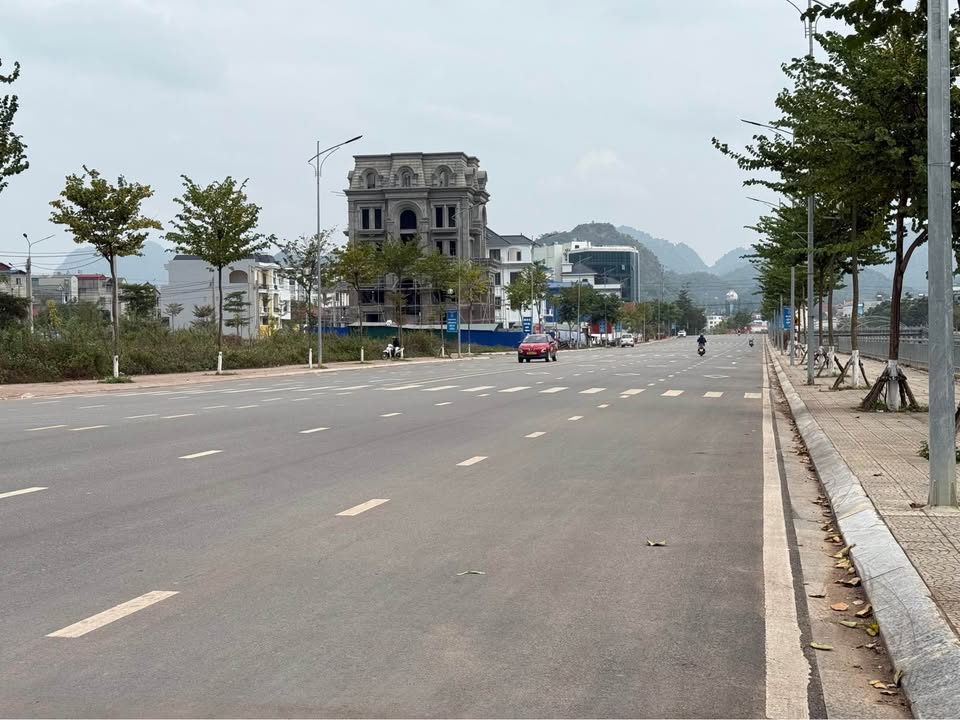 Đất biệt thự mặt tiền đường Võ Nguyên Giáp 248m² giá 5 tỷ - Đầu tư sinh lời tuyệt vời!