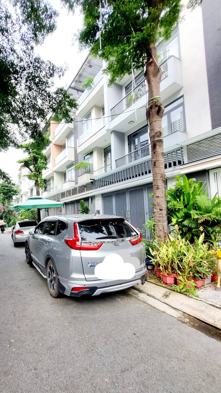 Biệt thự mini Lê Văn Lương 96m² giá 7 tỷ - Sổ hồng chính chủ!