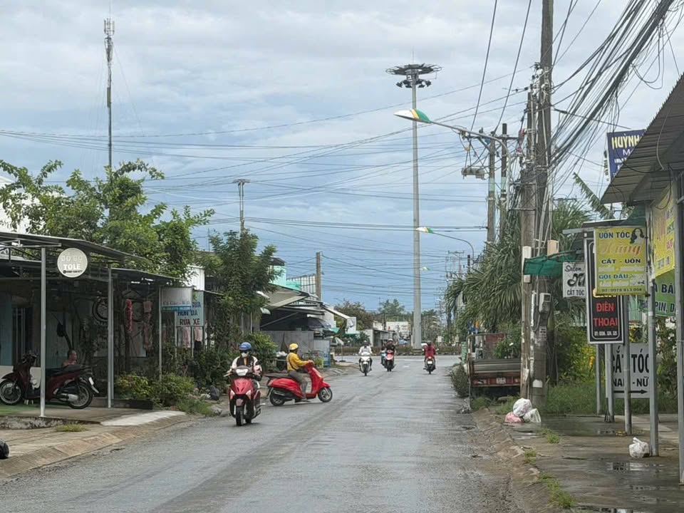 Đất nền biệt thự Phú Tân 300m² giá 2.5 tỷ - Cơ hội đầu tư hấp dẫn!