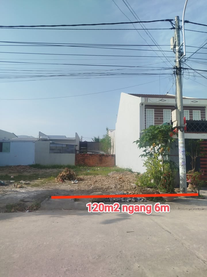 Đất nền Tái Định Cư Vĩnh Hiệp Nha Trang 120m² giá 4.2 tỷ - Đường thông rộng, hướng Nam