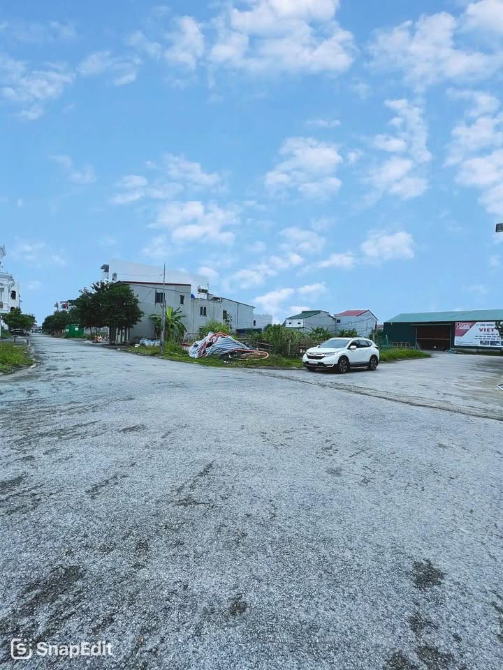 Đất đấu giá Trung Thành, Hưng Đông 143m² giá chỉ 5 tỷ - Đầu tư sinh lời ngay!