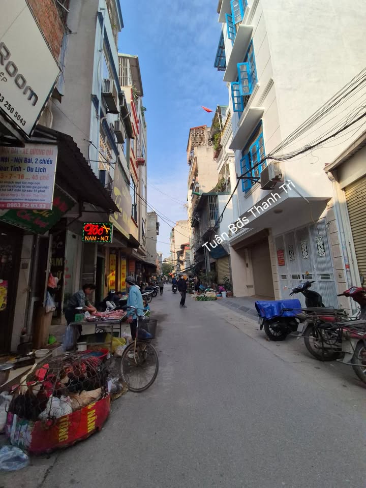 FrontHouse đường Tân Mai quận Hoàng Mai 52m² giá 23.8 tỷ - Kinh doanh thuận lợi!