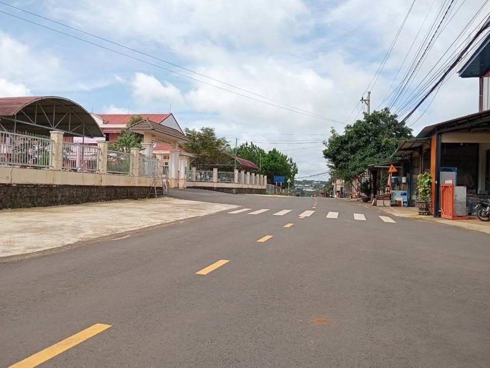 Đất nền 500m² P2 Bảo Lộc giá 1.7 tỷ - Sổ đỏ chính chủ, vị trí đẹp!